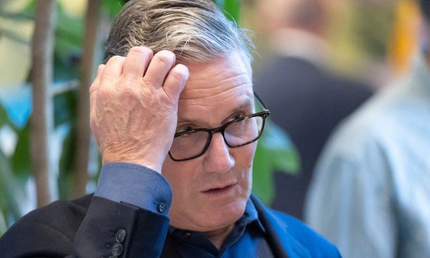 No basta con la dimisión de Starmer