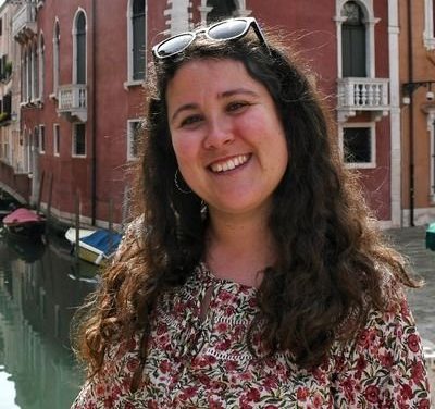 Del prejuicio al fenómeno: BookTok y la redefinición del canon literario
